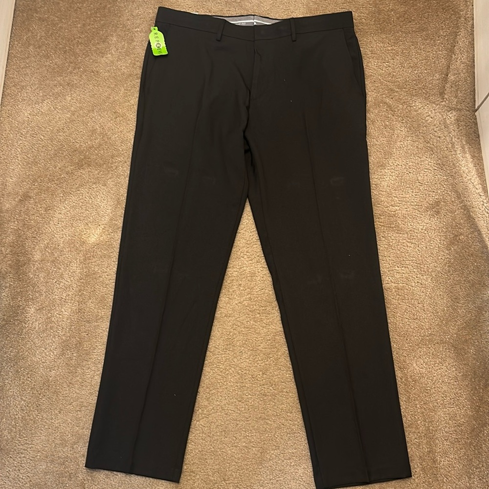 Men’s Black dress pants 38W x 32L